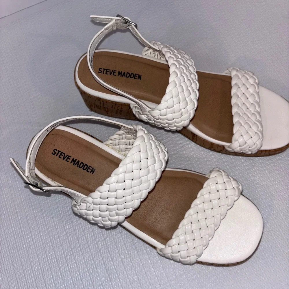 Steve Madden Big Girls Size 4 White‎ Woven Braided Strap Cork Wedge Sandals